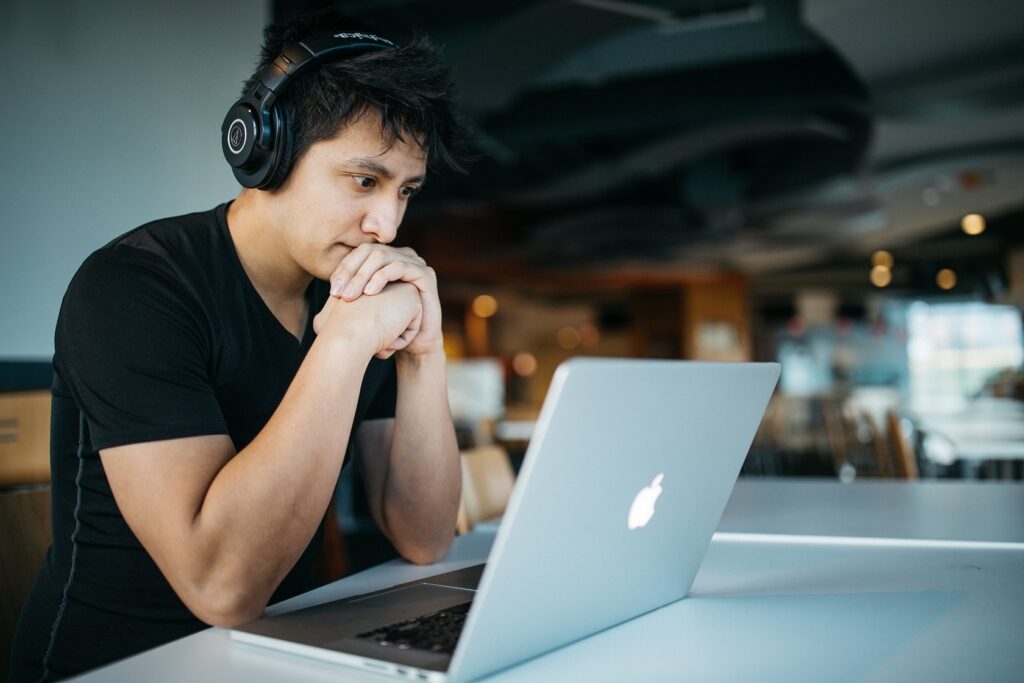 Reconversion professionnelle : changez de métier en douceur grâce au portage salarial !