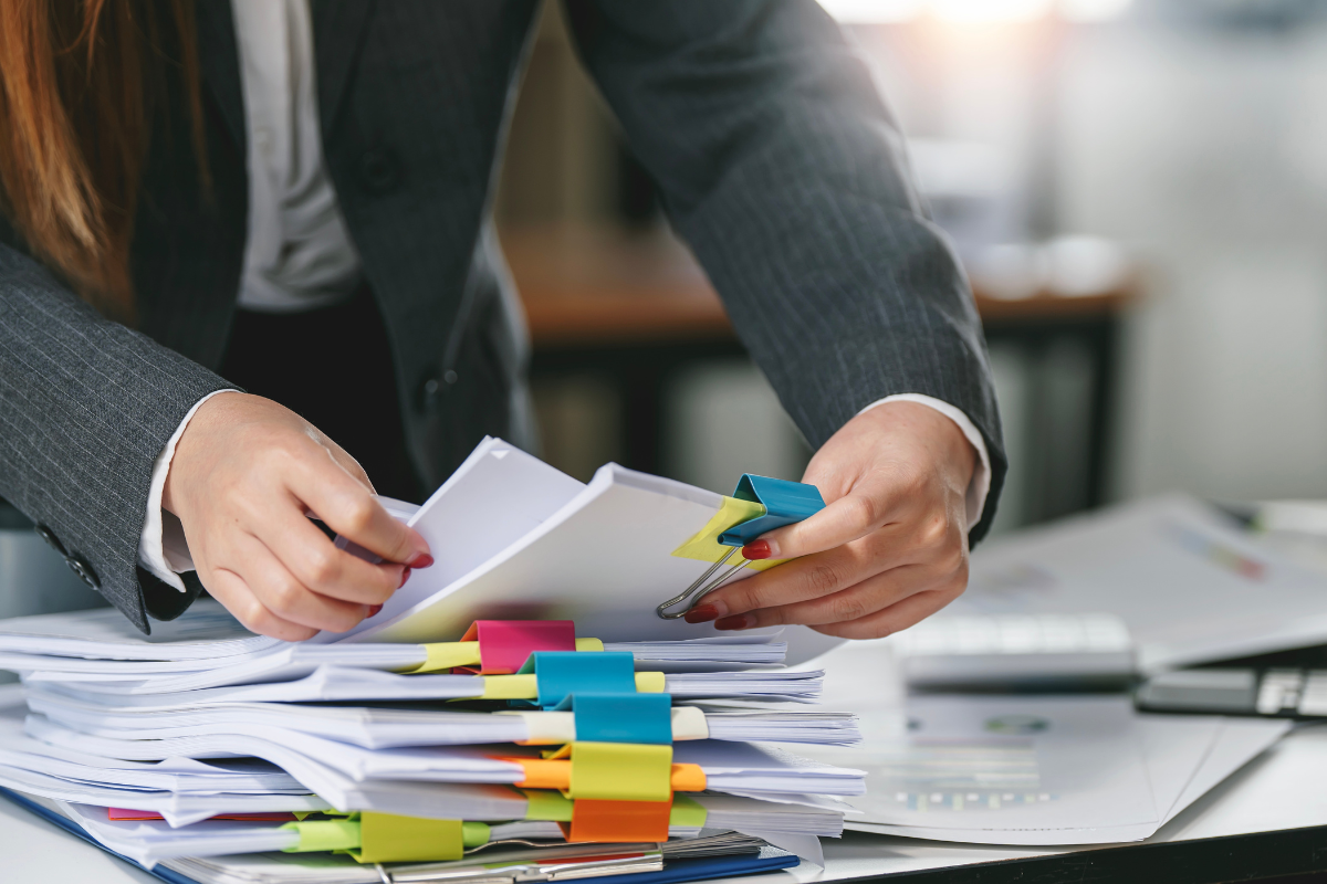 Les démarches administratives pour recruter un consultant sont souvent chronophages